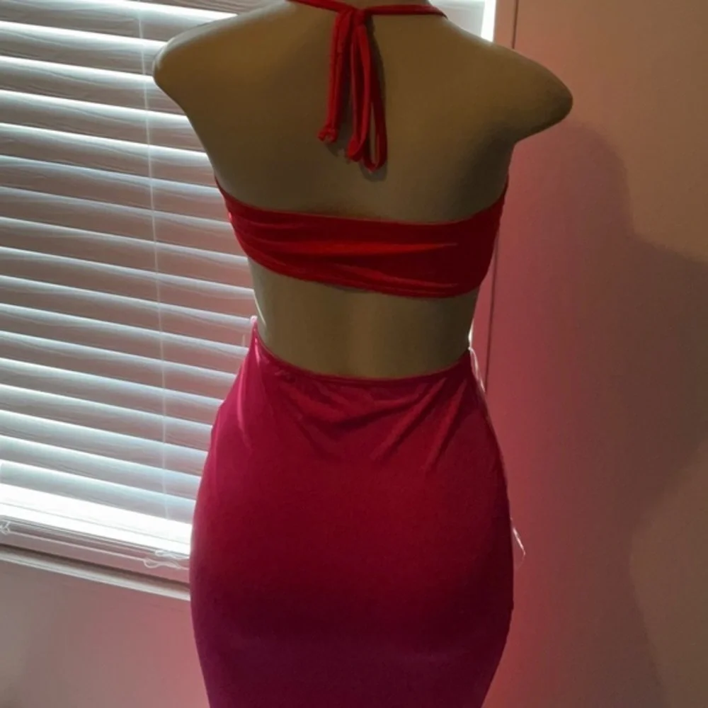 Colorblock Mermaid Dress - Picture 9 of 9
